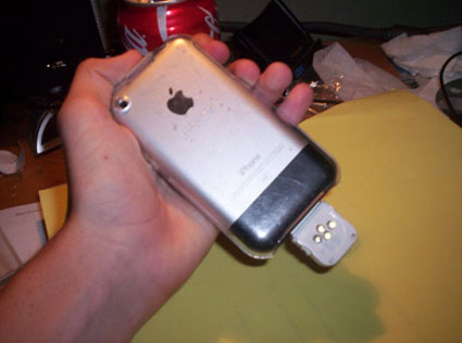 iPhone Camera Flash Hack
