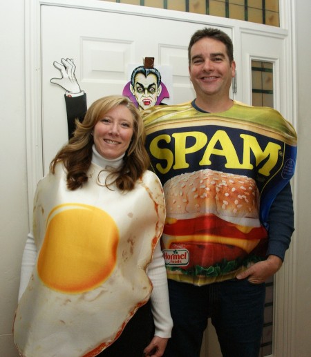 Heidi and Troy Leek as Spam and Eggs
