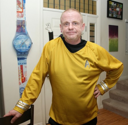 Travis Jelsma as Captain Kirk