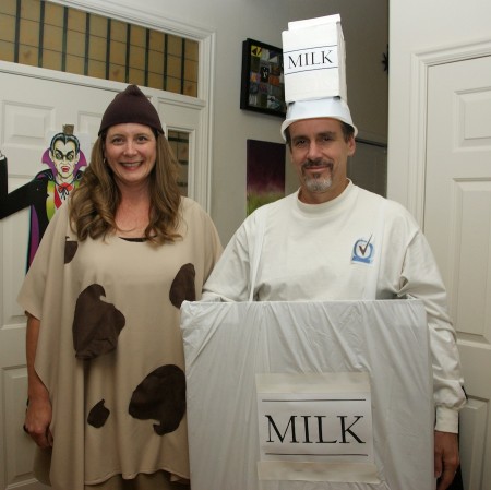 Penny and Darrin Bivens as Cookies and Milk