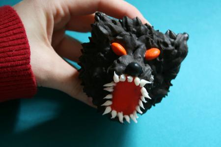 Werewolf Cupcake from Tofu and Cupcakes